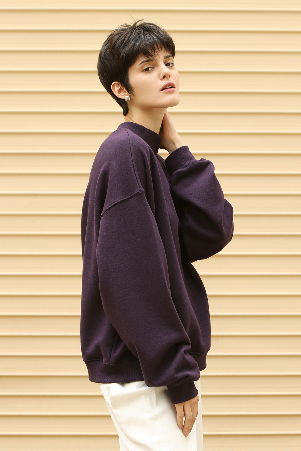 V high neck sweatshirt_Purple